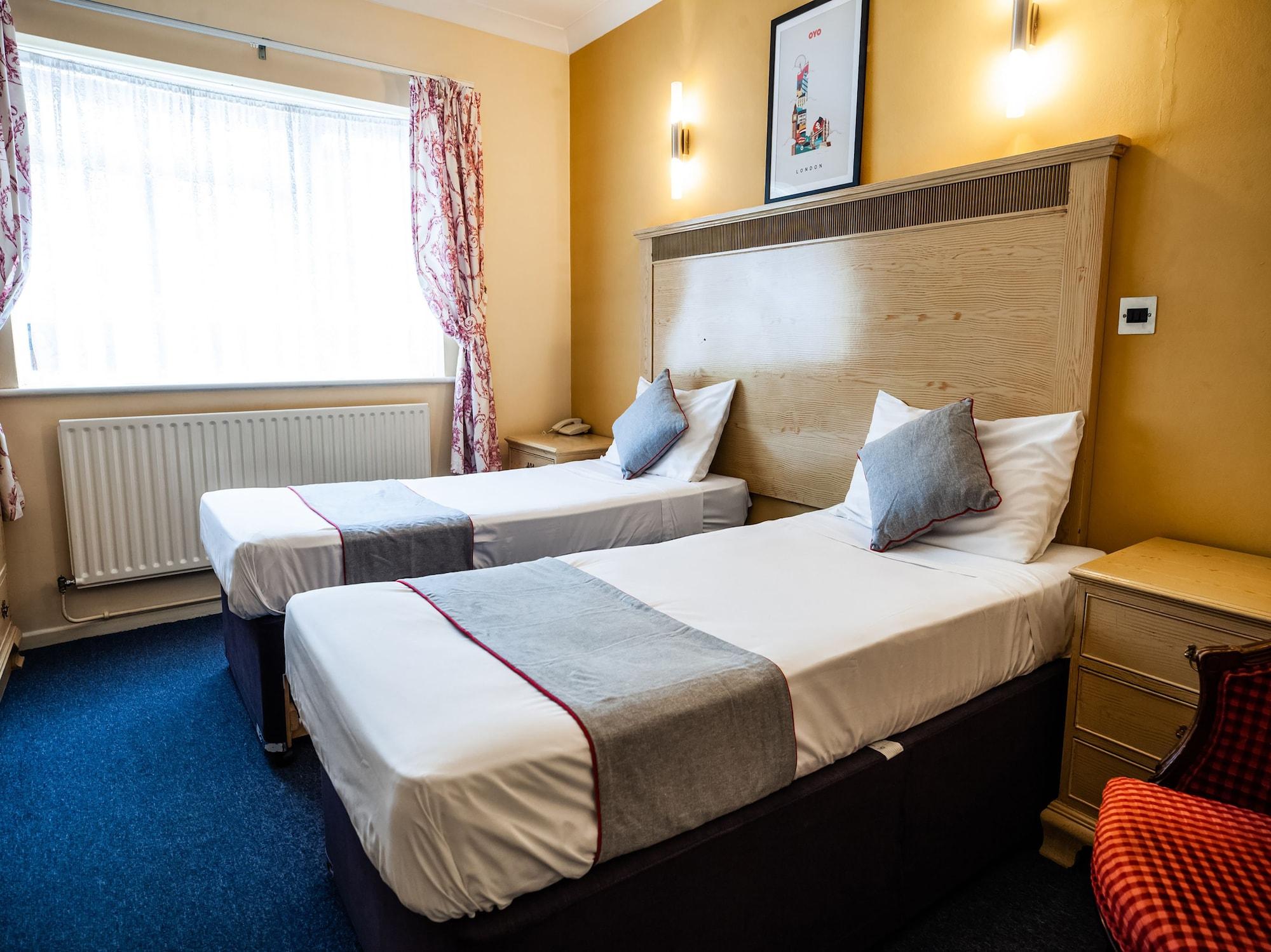 Oyo Osterley Park Hotel Isleworth Buitenkant foto