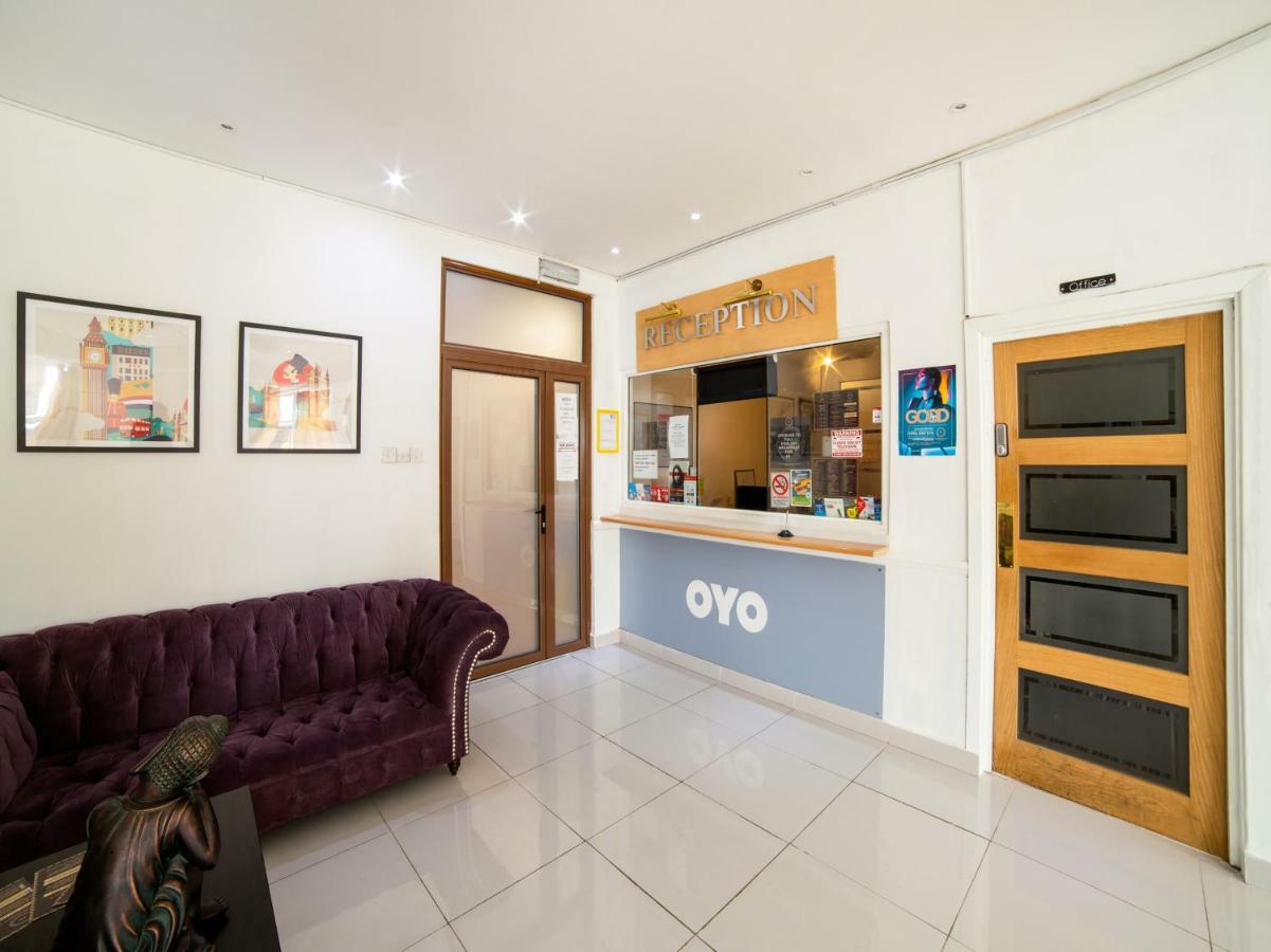 Oyo Osterley Park Hotel Isleworth Buitenkant foto